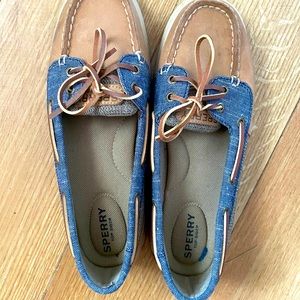 Women’s Sperrys